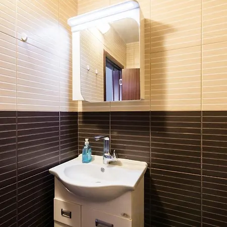 Parkside By Linas Apartment Warna